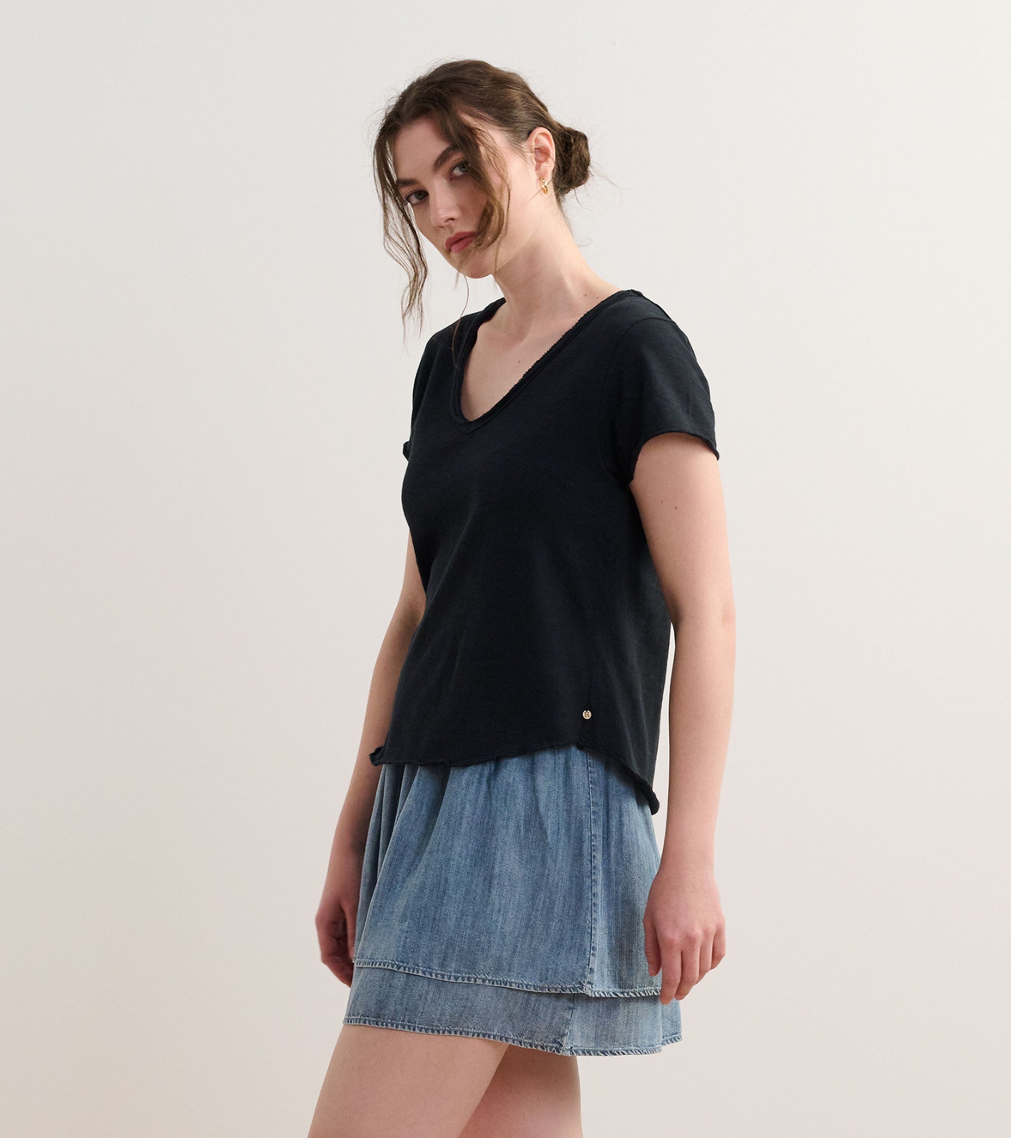 Hatley Sadie V-Neck Tee - Black