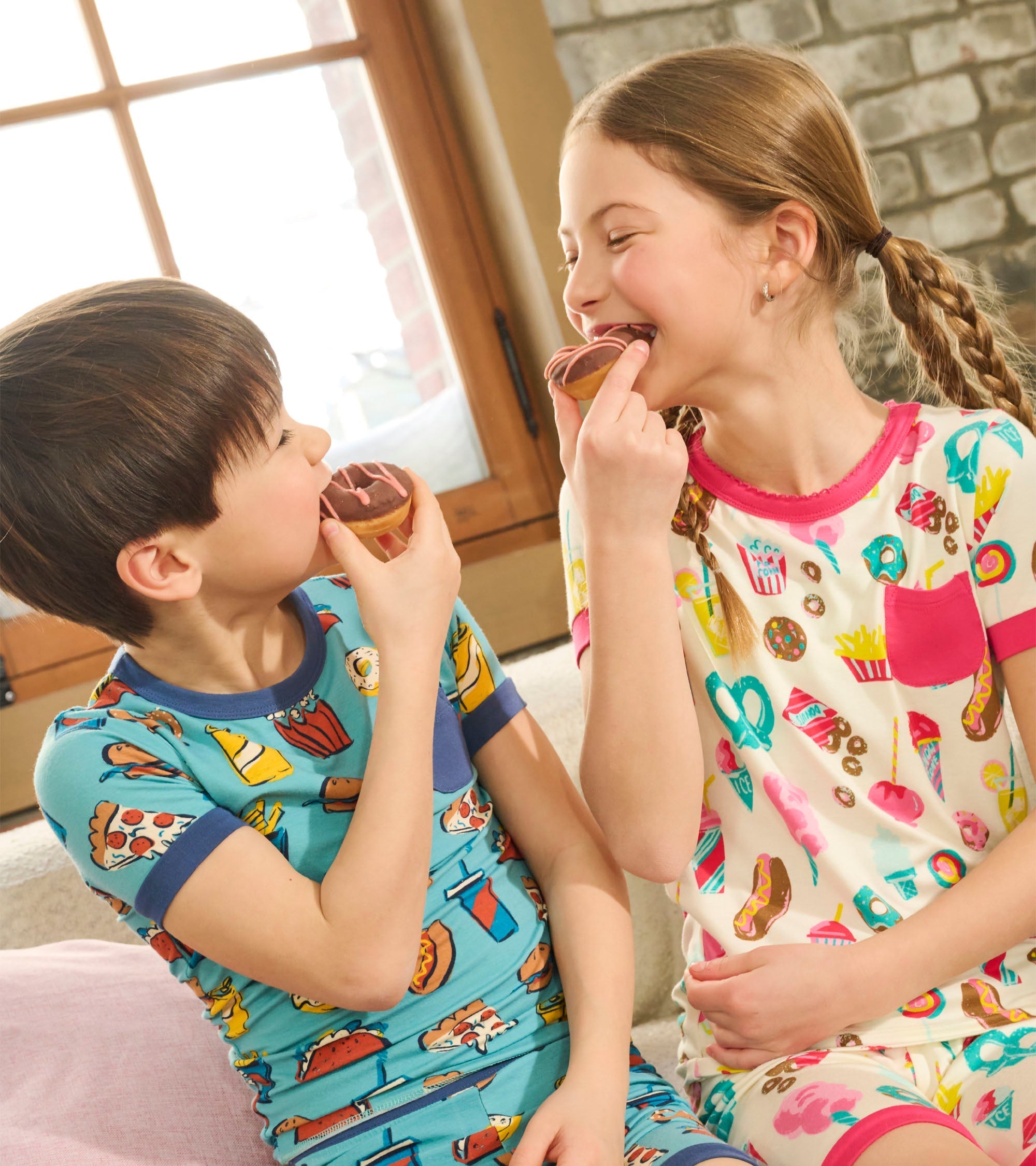 Hatley Boys Carnival Food Short Pajama Set